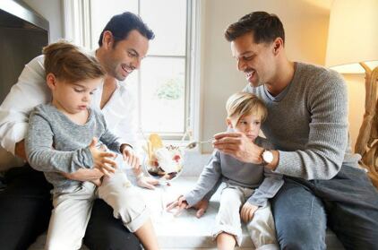 Ricky Martin y Carlos González posaron para una revista (Foto: Vanity Fair España)