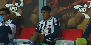 Marco Huamán se retiro lesionado del partido tras una entrada de Nequecaur. (Foto: Giancarlo Ávila / GEC)