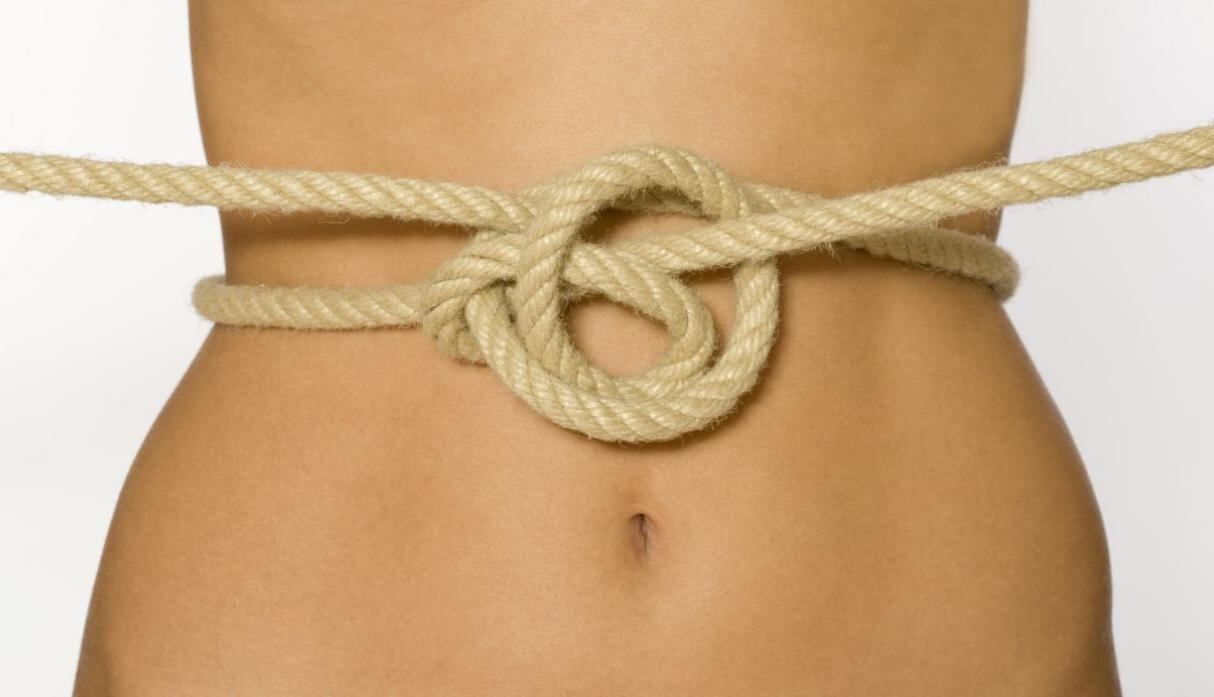 ¡Adiós estreñimiento! El consumo de papaya, tanto en jugo como en trozos o batido, estimula el movimiento intestinal, debido a su alto contenido de fibra. (Foto: Shutterstock)