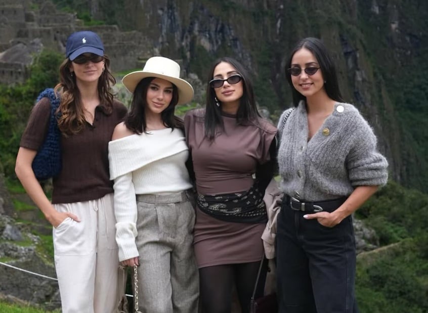 Carolina Braedt, Daniela Núñez Dodero, Valery Revello y Talía Echecopar asistieron al viaje a Cusco.