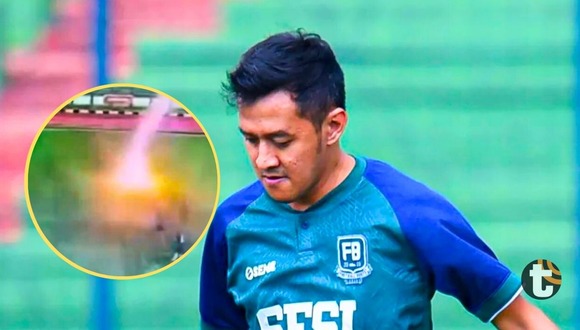 Septain Raharja jugador de Indonesia murió al caerle un rayo en campo de juego (Video: YouTube)