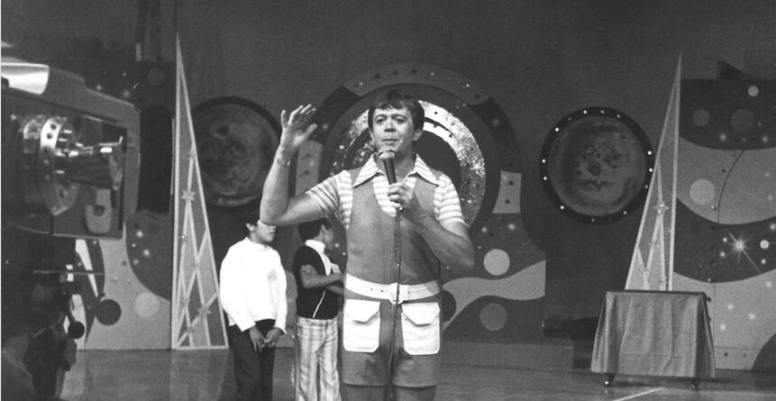 Chabelo presentando su programa durante los primeros años de su carrera (Foto: Televisa)