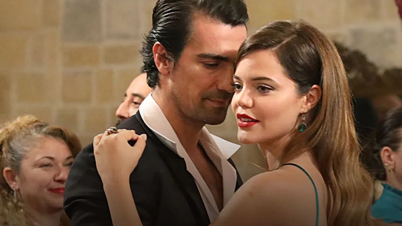 Hilal Altınbilek e İbrahim Çelikkol son los protagonistas de la cuarta temporada de "Tierra amarga" (Foto: Tims & B Productions)