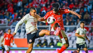 ¡No tuvo altura! Universitario cayó 2-0 ante Cienciano en el Cusco