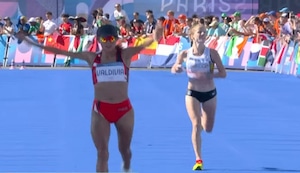 Thalía Valdivia logra un meritorio puesto 18 en la maratón de París 2024