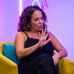 Erika Villalobos confiesa que productor intentó sobrepasarse con ella: “Tenía como 70 años y me quiso besar”