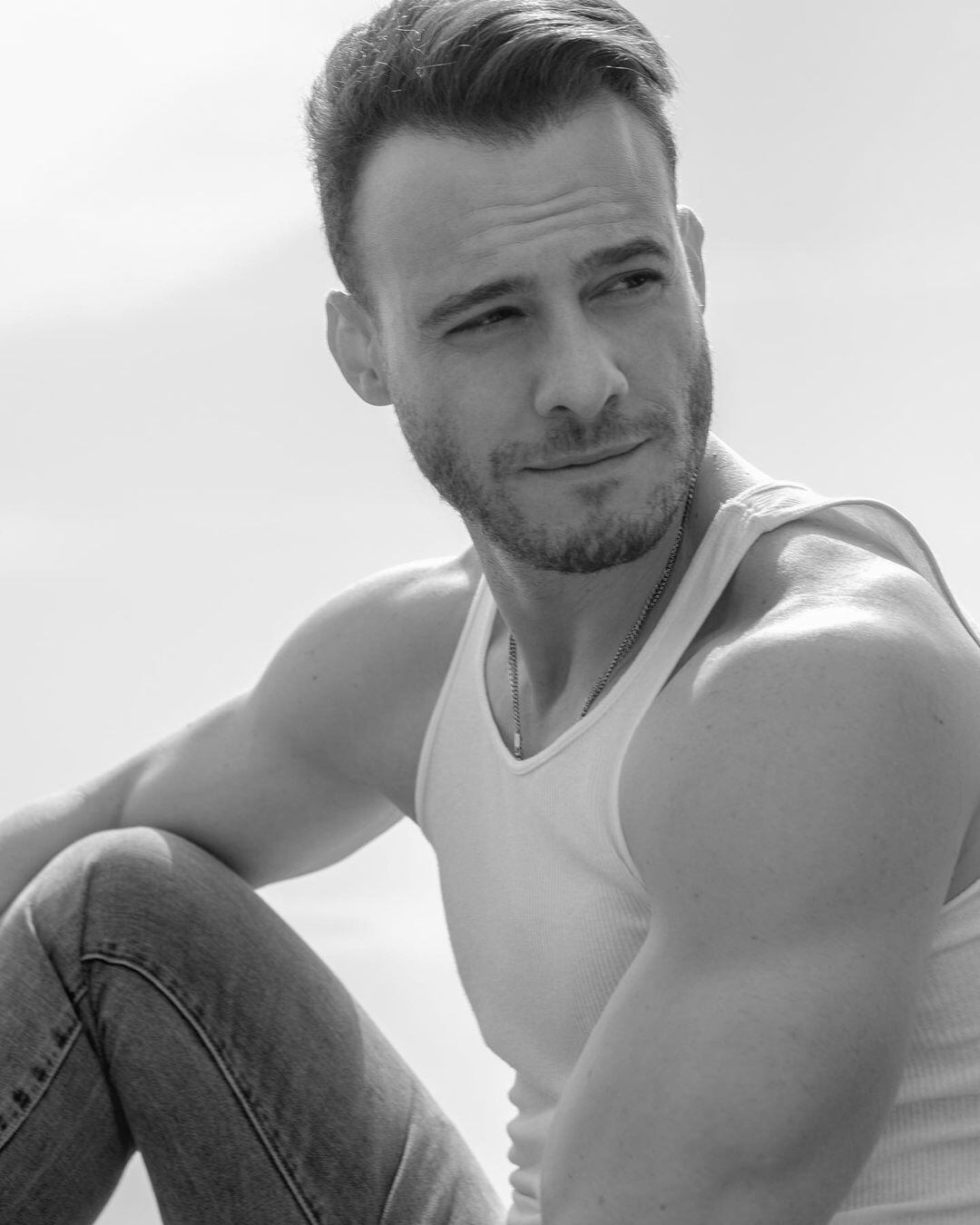 Kerem Bürsin es recordado por haber sido pareja de Hande Erçel (Foto: Kerem Bürsin /Instagram)