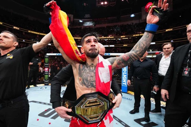 El español Ilia Topuria es el juevo campeón de peso pluma del UFC. (UFC)