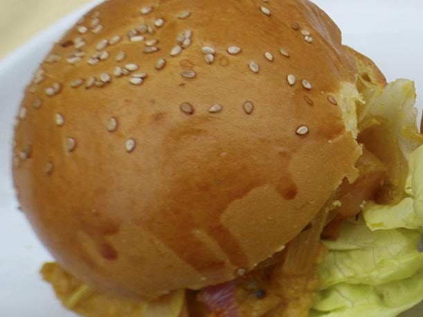 Este pan con escabeche de pescado hará que tus desayunos se vuelvan nutritivos.