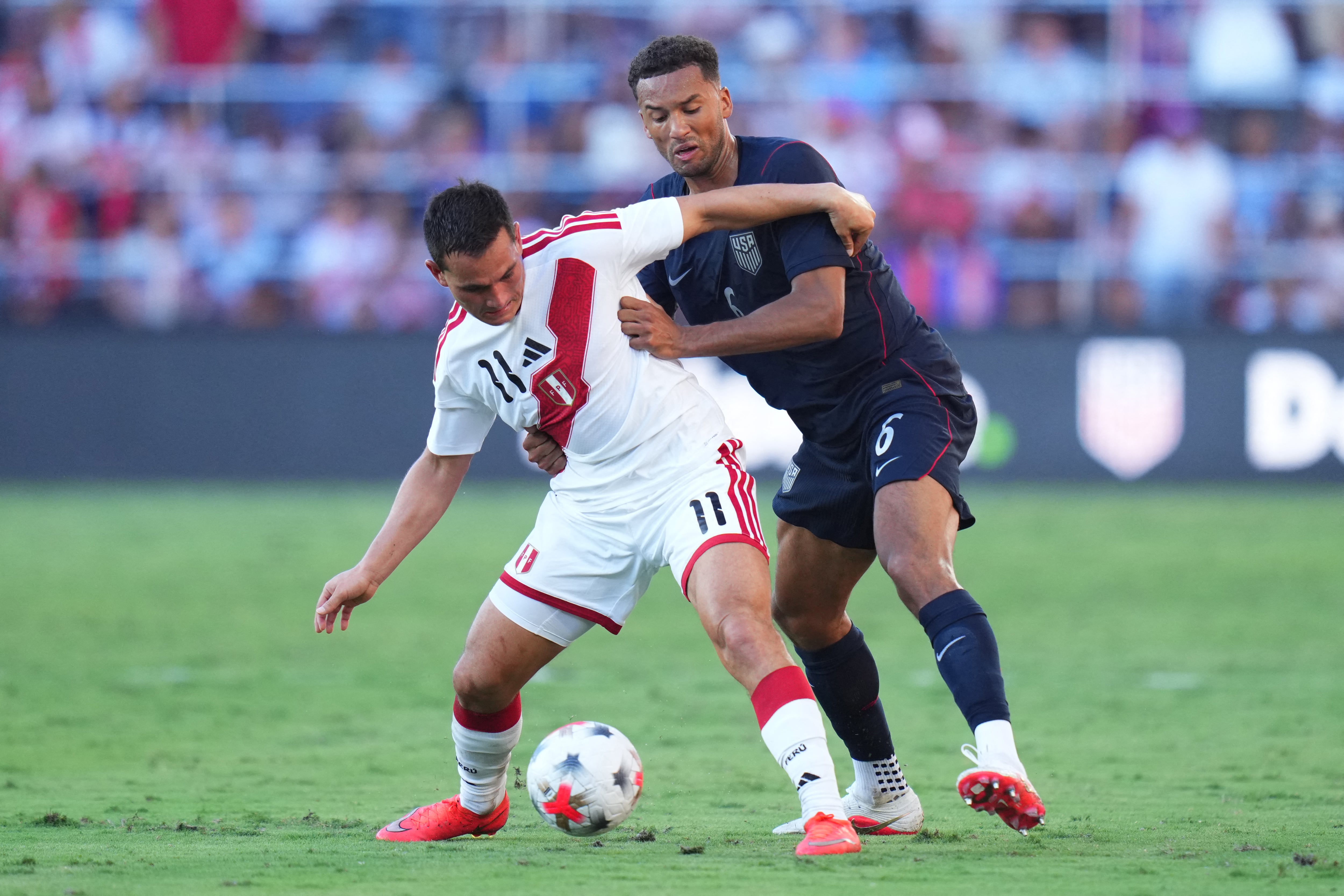 Perú cayó 4-1 ante Estados Unidos en el partido amistoso disputado en el Inter&Co Stadium en Orlando, Florida, Estados Unidos.