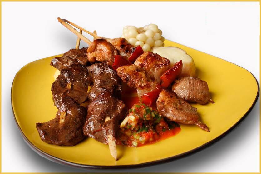 Cada tercer domingo de octubre se celebra el Día del Anticucho en nuestro país. (Foto: Difusión)