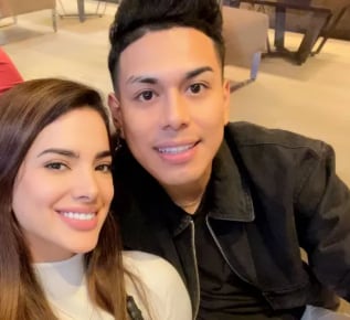 César Vega y la modelo Suheyn Cipriani