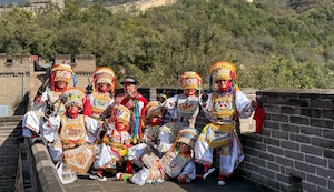 Chimango Lares y sus Danzantes de Tijeras deslumbran en China con su arte declarado Patrimonio Inmaterial de la Humanidad