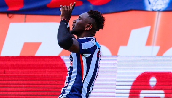 Gol de Eryc Castillo para el 1-0 de Alianza Lima vs. ADT. (Video: L1 MAX)