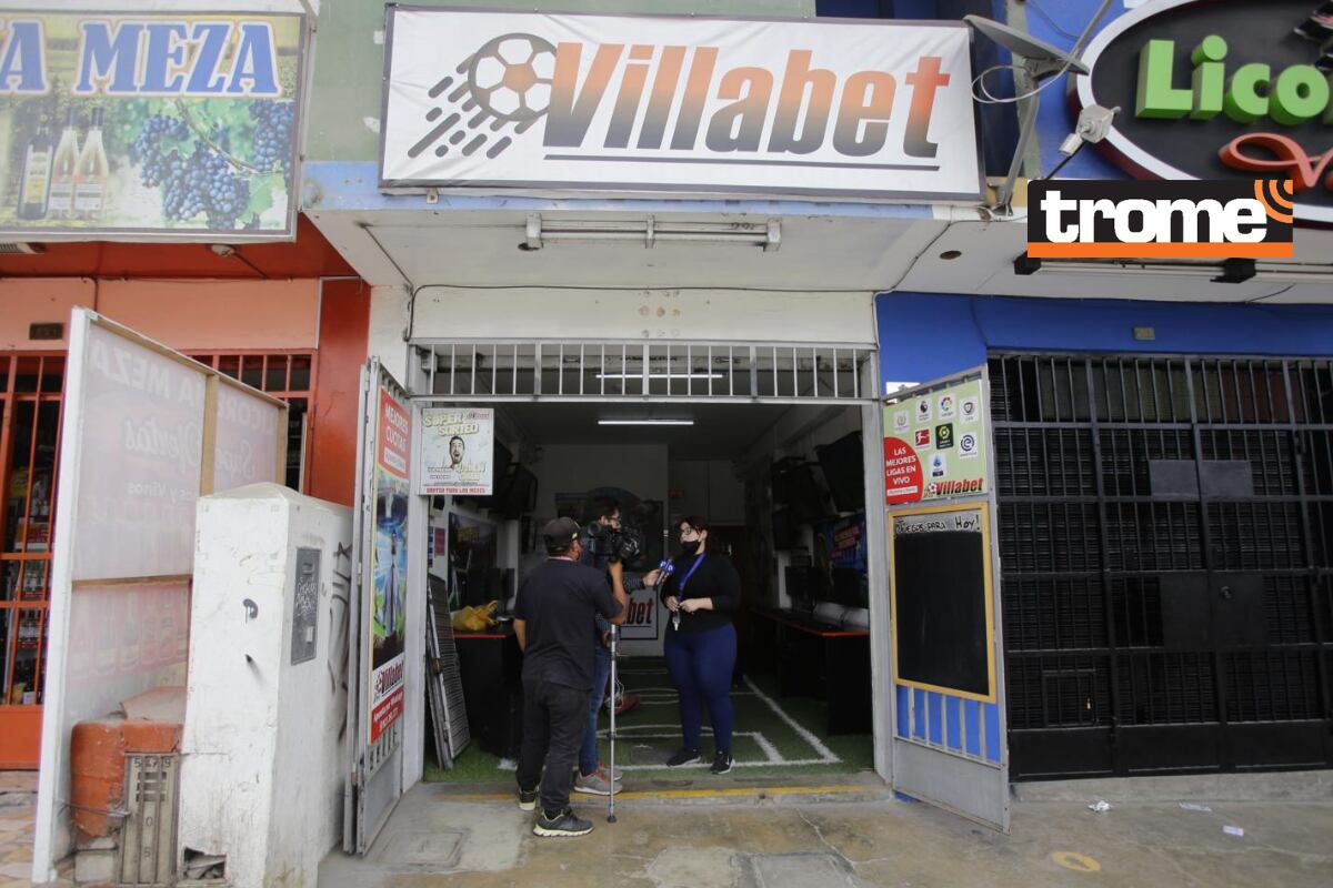 Feroces delincuentes asaltan a clientes e hijitos mientras veían el mundial Qatar 2022. (fotos: Jessica Vicente/GEC)