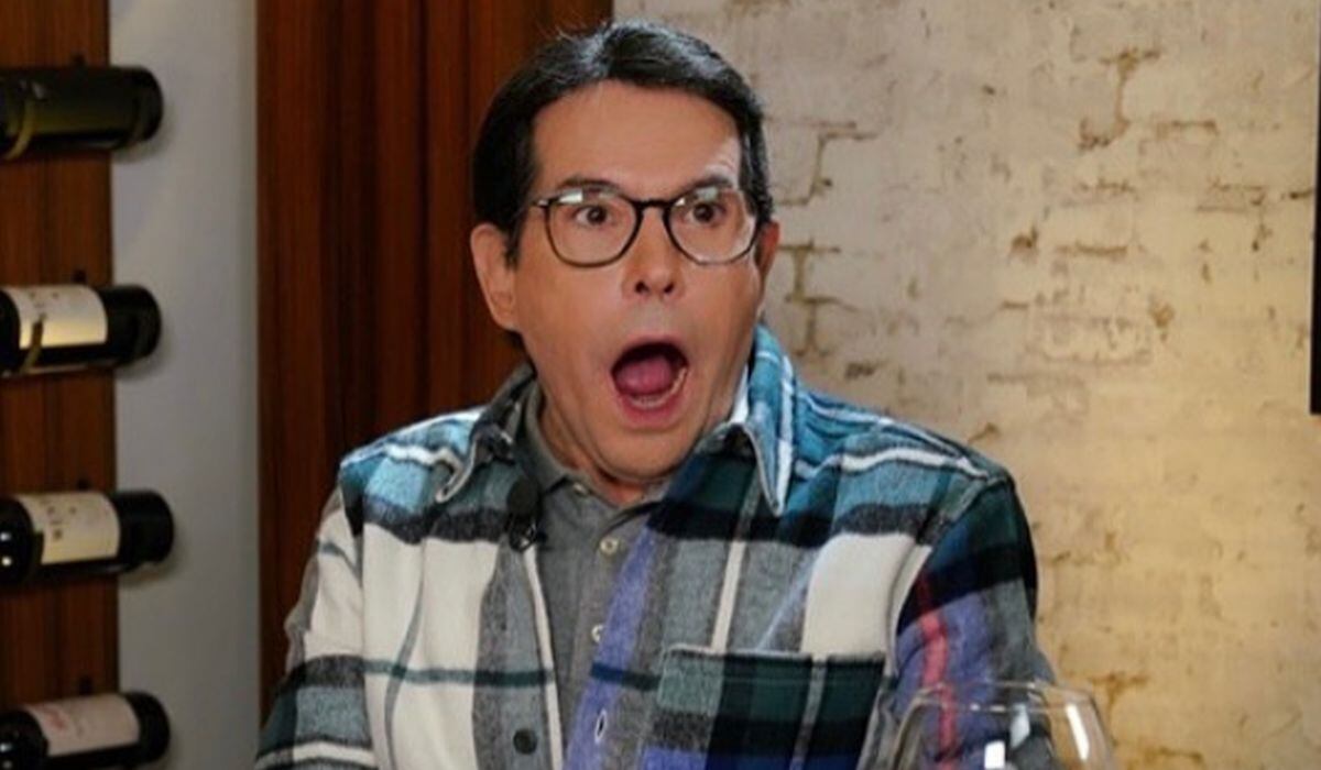 Pepillo Origel es un presentador, periodista, actor, cantante y productor mexicano, originario de Guanajuato (Foto: Con permiso TV)