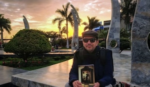 Francisco León: “Muchos escritores peruanos quieren ser la fotocopia de Vargas Llosa”