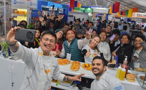 Perú: Bartenders, hoteleros y chef la rompieron en feria