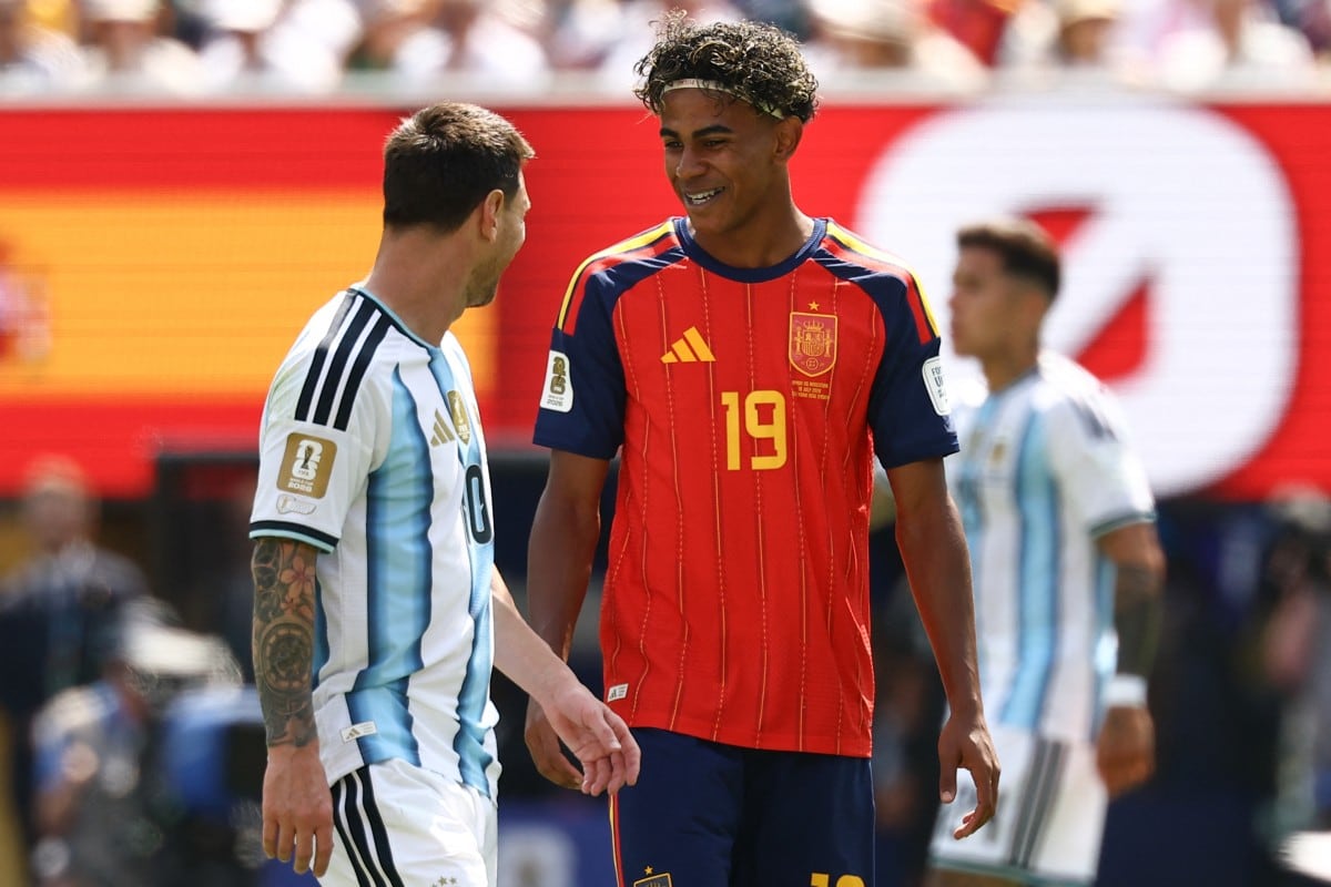 Encuentro de grandes: Lionel Messi de Argentina y Lamine Yamal de España, en el partido de la gran final del Mundial 2026. Foto: Agencia AFP.