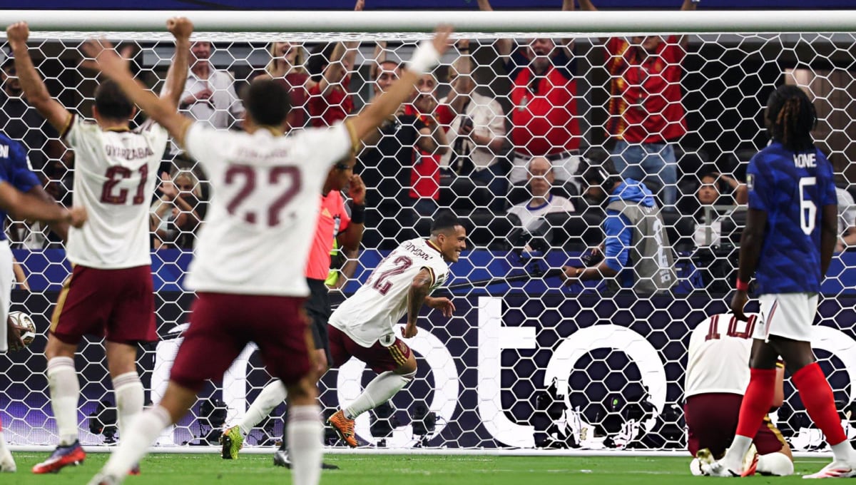¡Les meten un baile! Gol de Pedro Porro puso el 2-0 del España vs. Francia. (Foto: Getty Images)