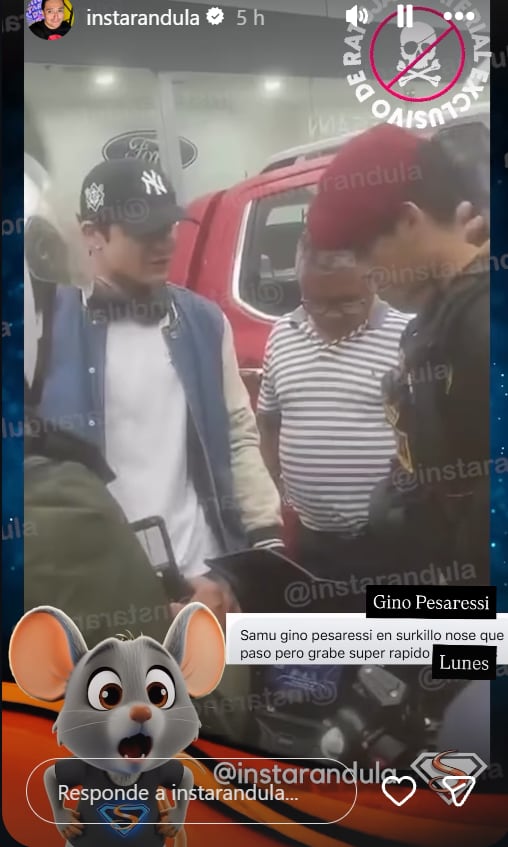 Gino Pesaressi explicándole a la Policía Nacional del Perú sobre el intento de robo que sufrió. Uno de los delincuentes fue detenido.