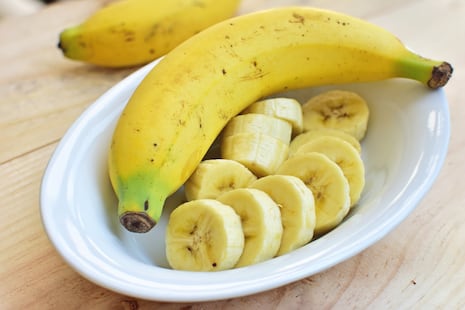 ¿A qué hora es mejor comer plátano y por qué lo aman los deportistas?