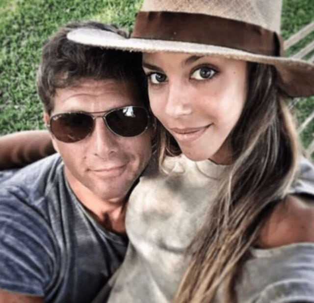 Alondra García fue la última pareja 'oficial' del actor hasta hoy.