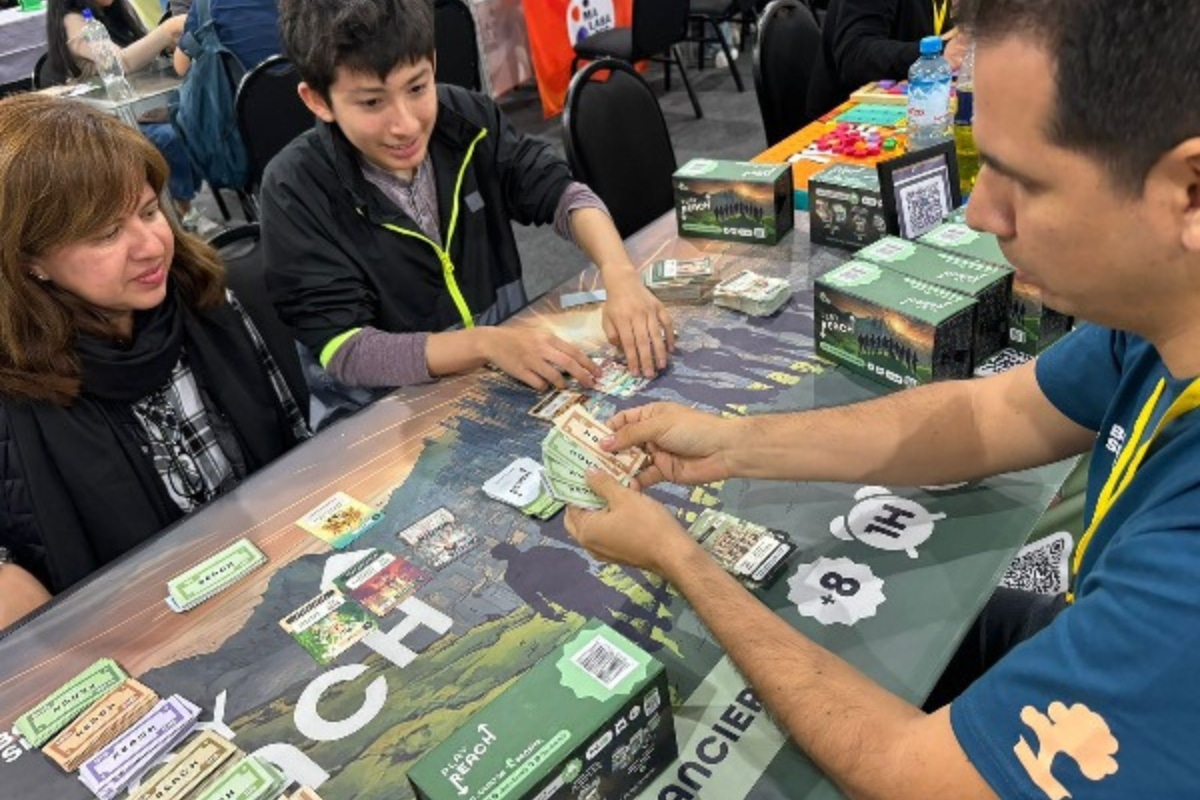 Innovador simulador financiero, presenta a los jugadores en el mundo de la inversión en bienes raíces de forma práctica y dinámica