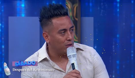 Christian Cueva se quiebra por sus hijos en el programa 'Esta Noche'.