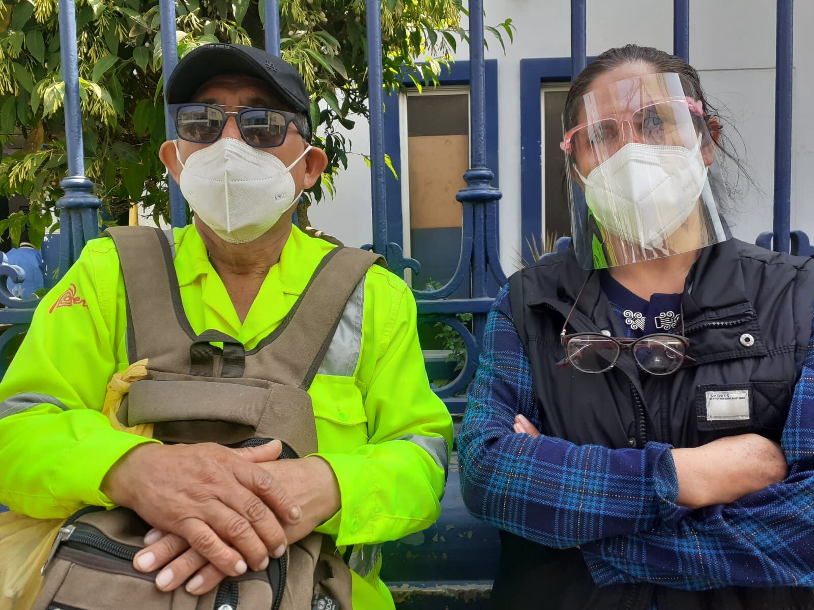 Dos extranjeros atacaron a balazos a trabajador del policlínico 'Quito' para robarle 30 mil soles que había cobrado.