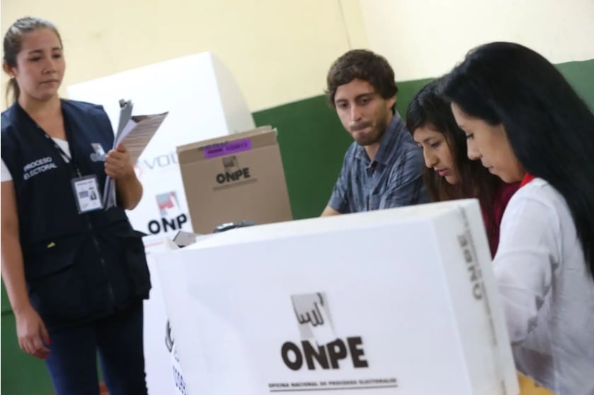 Miembros de mesa deberán presentarse el 12 de abril a los centros de votación a las 6:00 a.m.(ONPE)