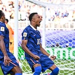 ¡Con lo justo! Francia se impuso 1-0 a Paraguay con gol de penal de Mbappé y avanzó a cuartos de final