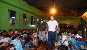 Presidente José Jerí lideró requisa en los penales de Huacho y Huaral