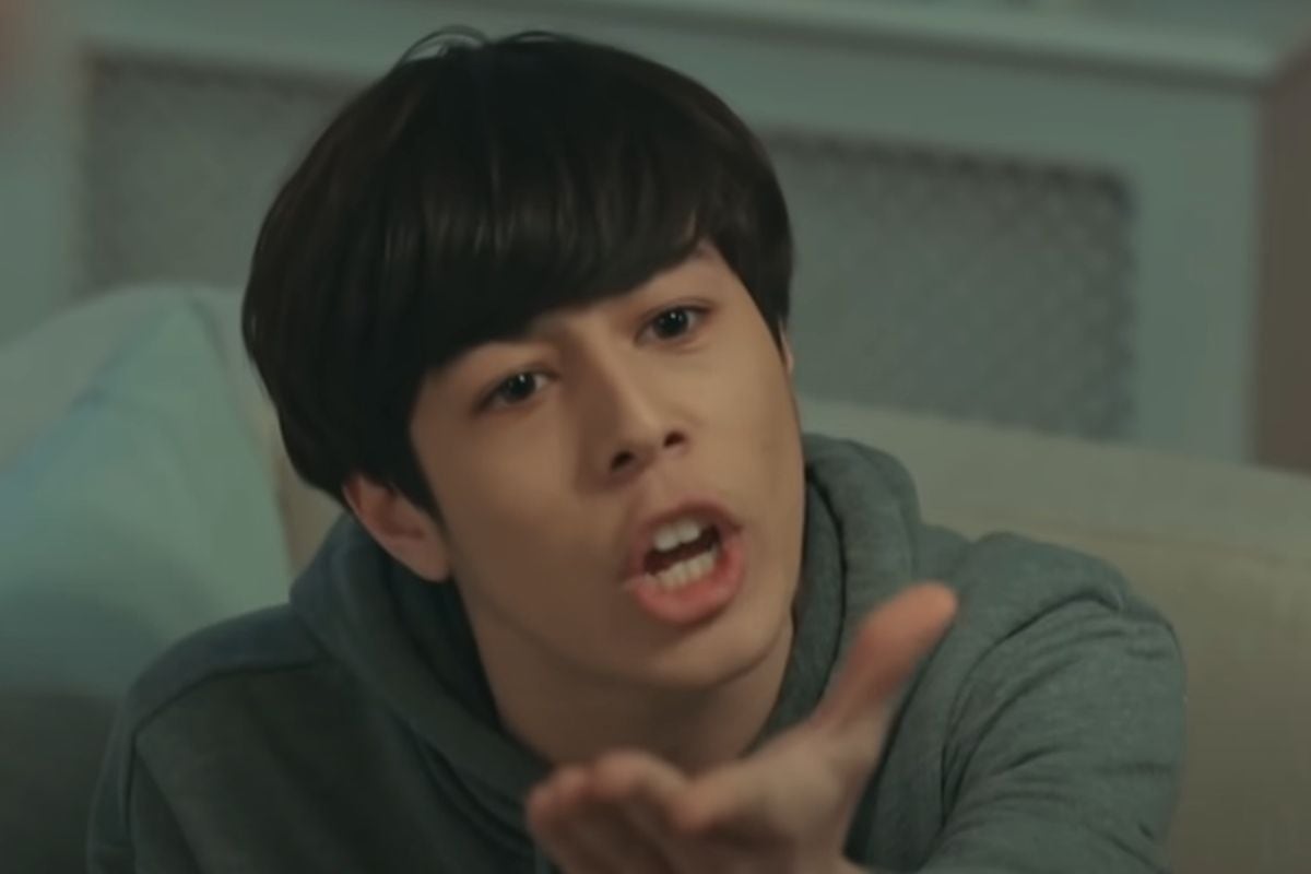 Ali molesto por la relación de Asya, su madre, y Aras. (Foto: Medyapım)