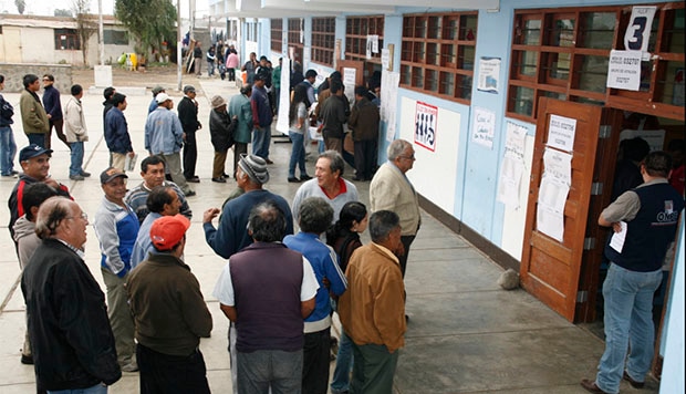 No habrá clases en colegios donde se instalen centros de votación. (Foto: Difusión)
