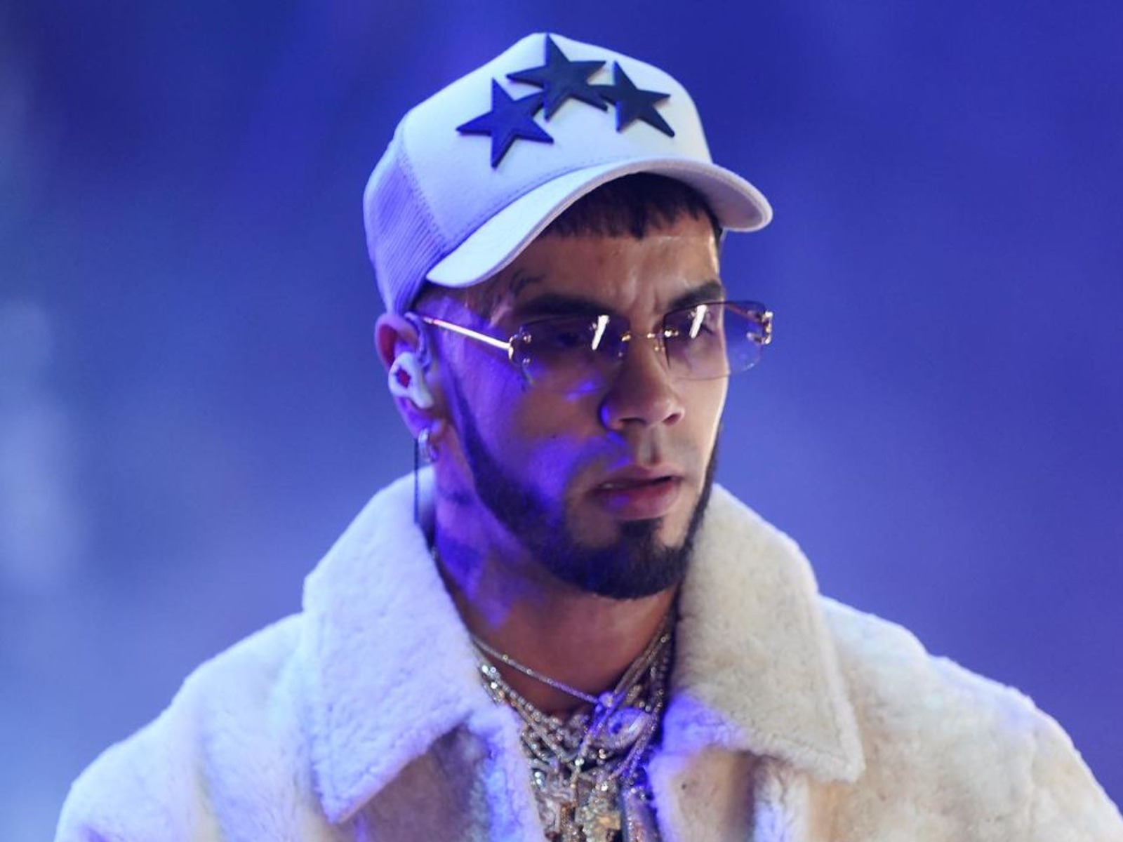 Anuel AA, intérprete de éxitos como “Que nos pasó”, “Amanece” y “Bebé”, regresa con un esperado show para alegría de sus fans. (Foto: Anuel AA / Instagram)