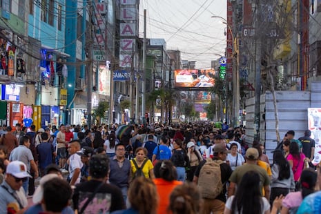 Locura por las compras de Año Nuevo en Gamarra | VIDEO