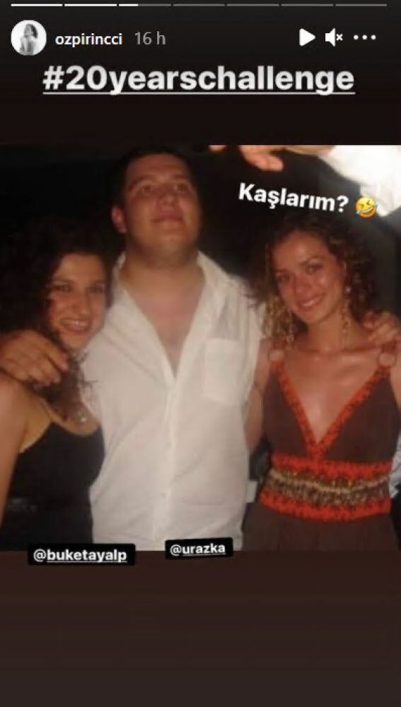 Özge Özpirinçci cuando tenía 15 años. (Foto: Özge Özpirinçci/ Instagram)