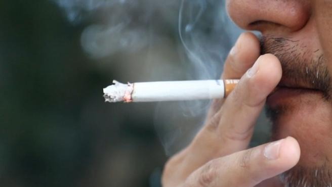 Causa 12 tipos de cáncer en diferentes órganos, entre ellos al pulmón. En los últimos años se han diagnosticado 2209 casos de cáncer a este órgano