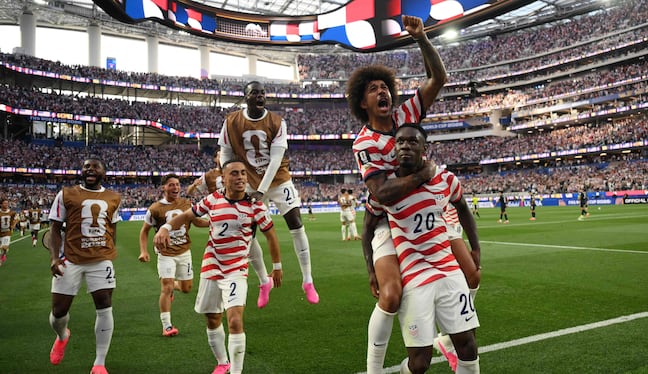 Estados Unidos goleó a Paraguay en su debut en el Mundial 2026. (Photo by Patrick T. Fallon / AFP)