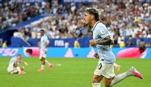 Maxi Araújo pone el empate 1-1 de Uruguay contra Arabia Saudita | VIDEO