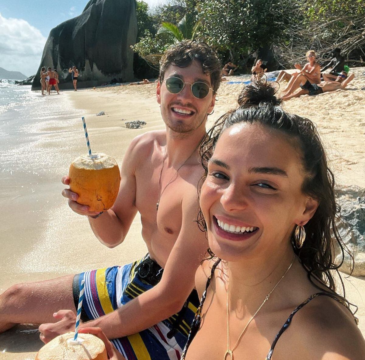 Ebru Şahin disfruta viajando junto a su esposo Cedi Osman (Foto: Ebru Şahin/Instagram)