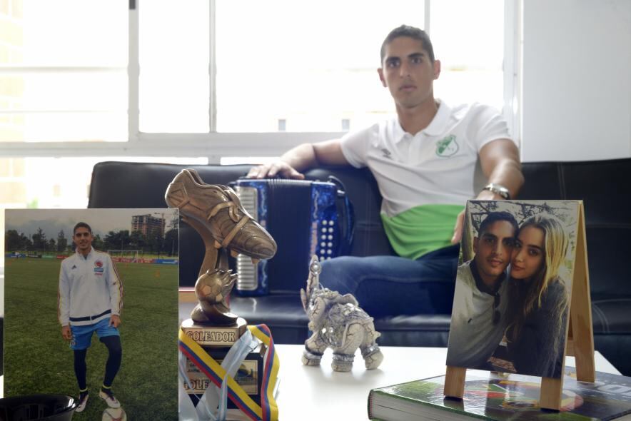 El colombiano no es solo un goleador, sino un tipo romántico y estudioso