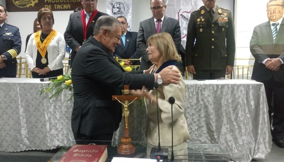 Juramentó a la señora Corinne Flores como titular de la Cámara de Comercio, Industria y Producción de Tacna