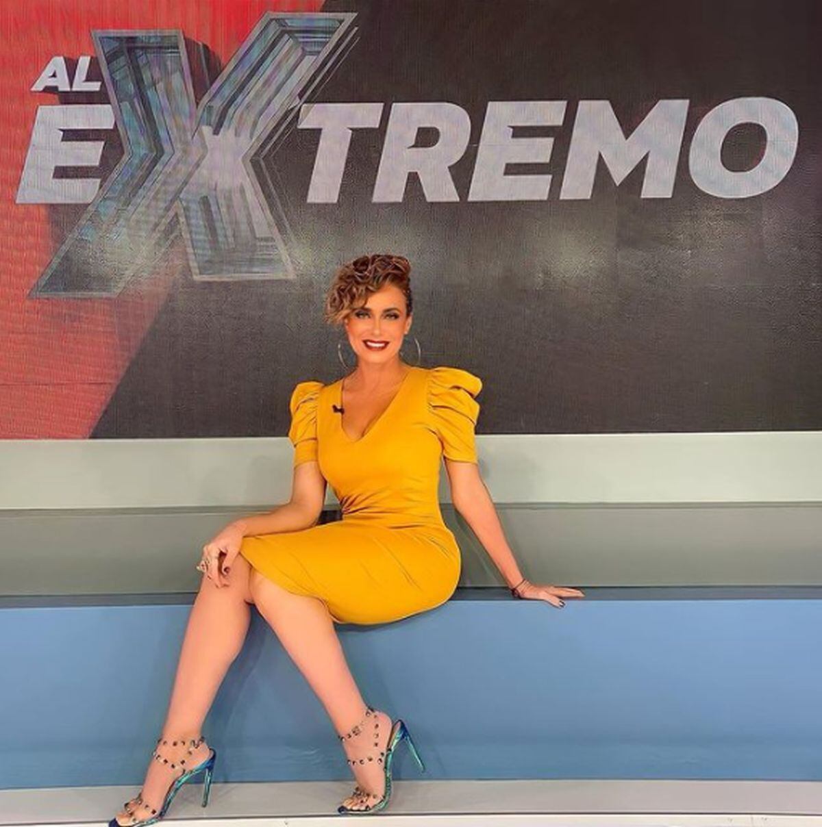 Carmen Muñoz estaba al frente de "Al extremo", un programa de TV Azteca (Foto: @gabrielvtrujillo / Instagram)