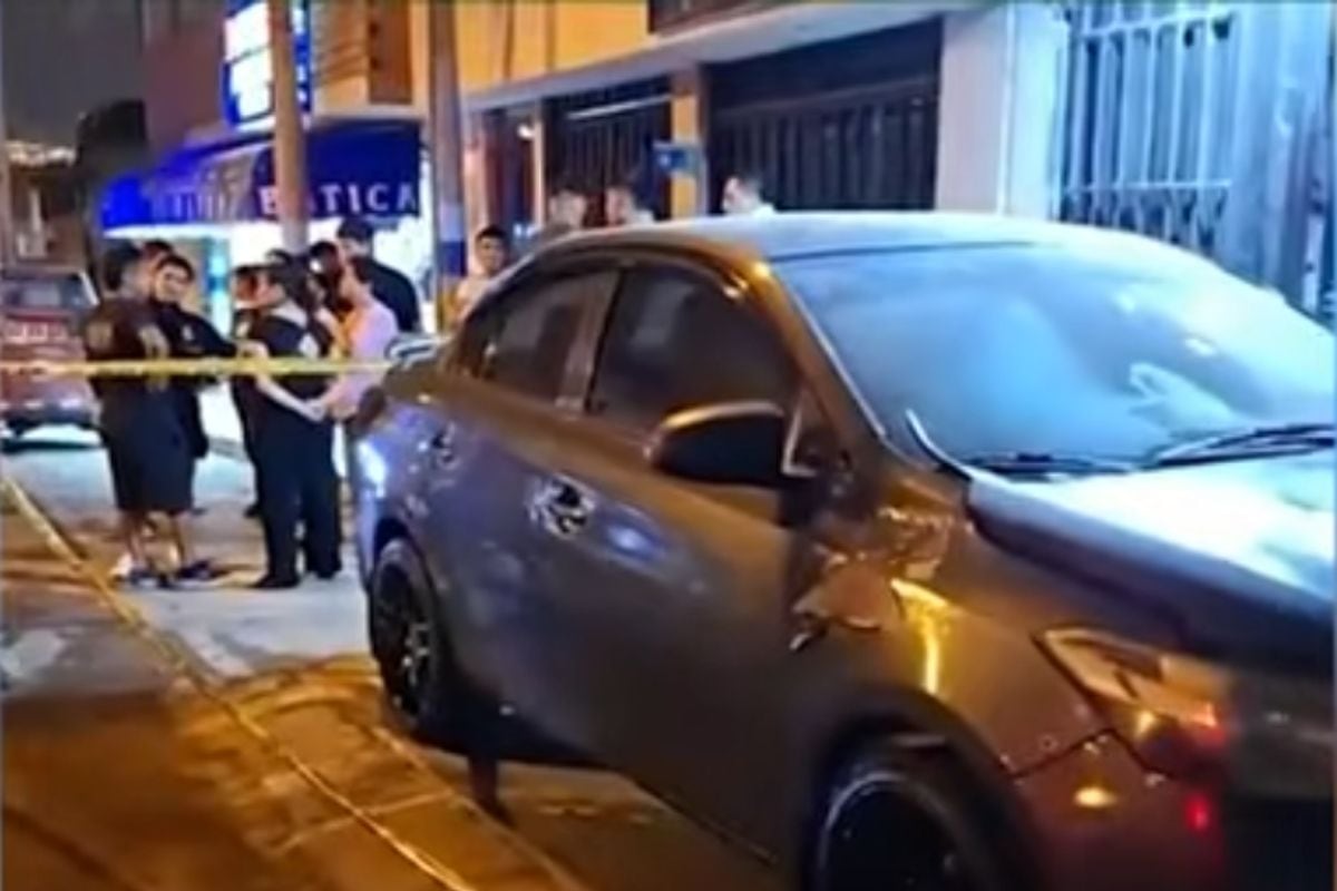Vecinos de Ventanilla ayudaron a salvar niños yapagar incendio de auto (Foto: @panamericana)