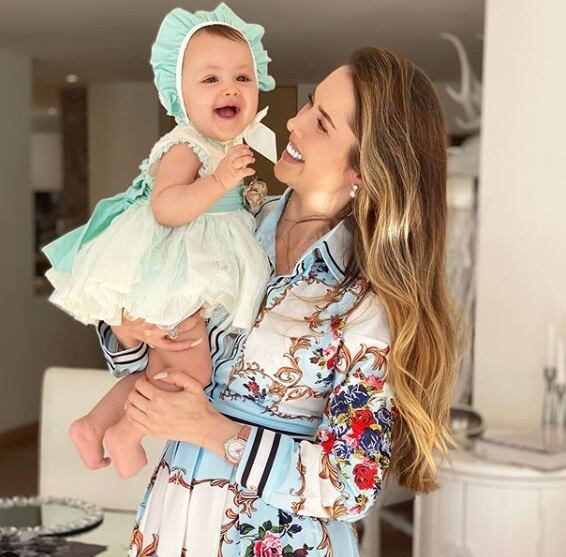 Marlene Favela y George Seely tienen una hija de 7 meses de nacida. (Foto: Instagram)