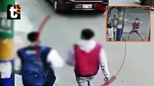 ¡Salió del colegio y casi lo matan! Escolar es apuñalado tres veces por exalumno en plena calle de SMP