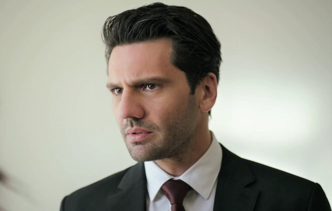 El actor Kaan Urgancioglu como el fiscal Ilgaz Kaya (Foto: Ay Yapım)