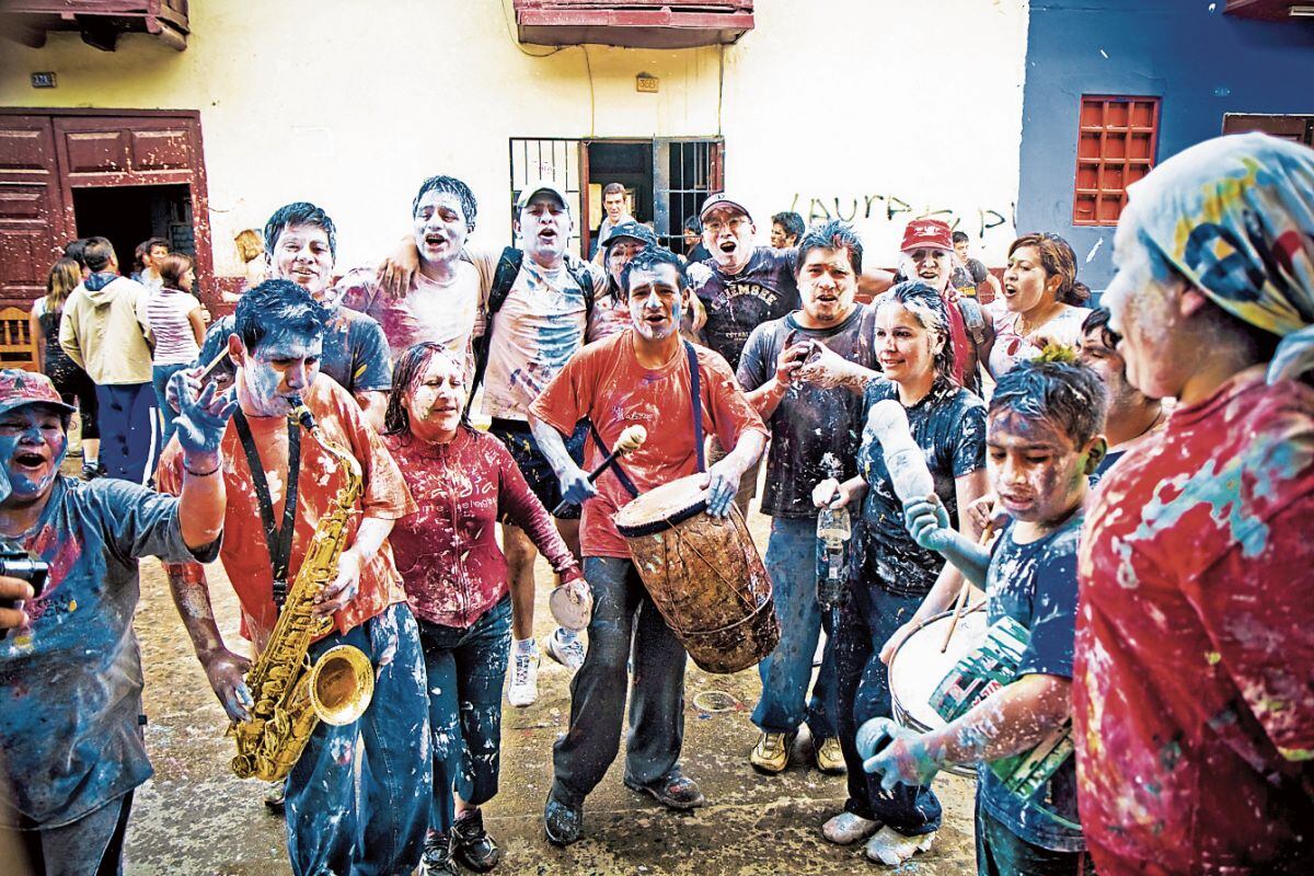 Carnaval de Cajamarca. fiesta, pintura, alegria.